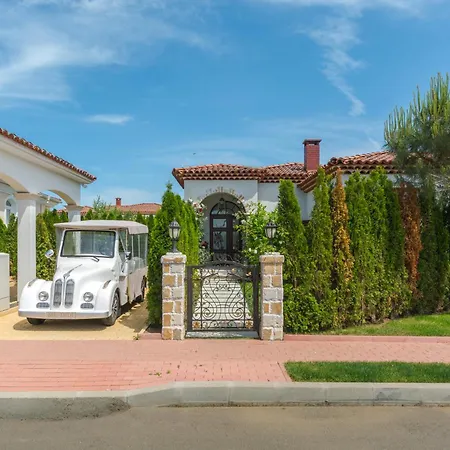 Eden Park Luxury Villas-2